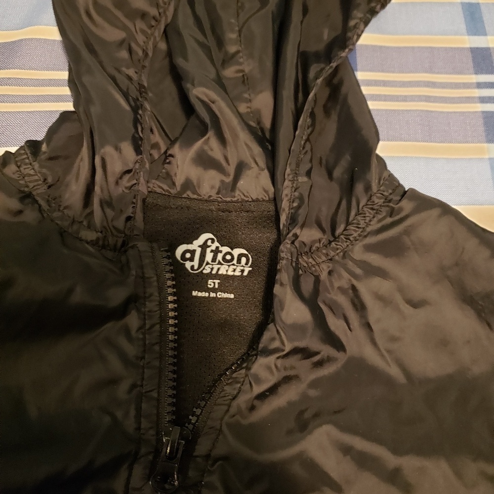 Windbreaker children's jacket